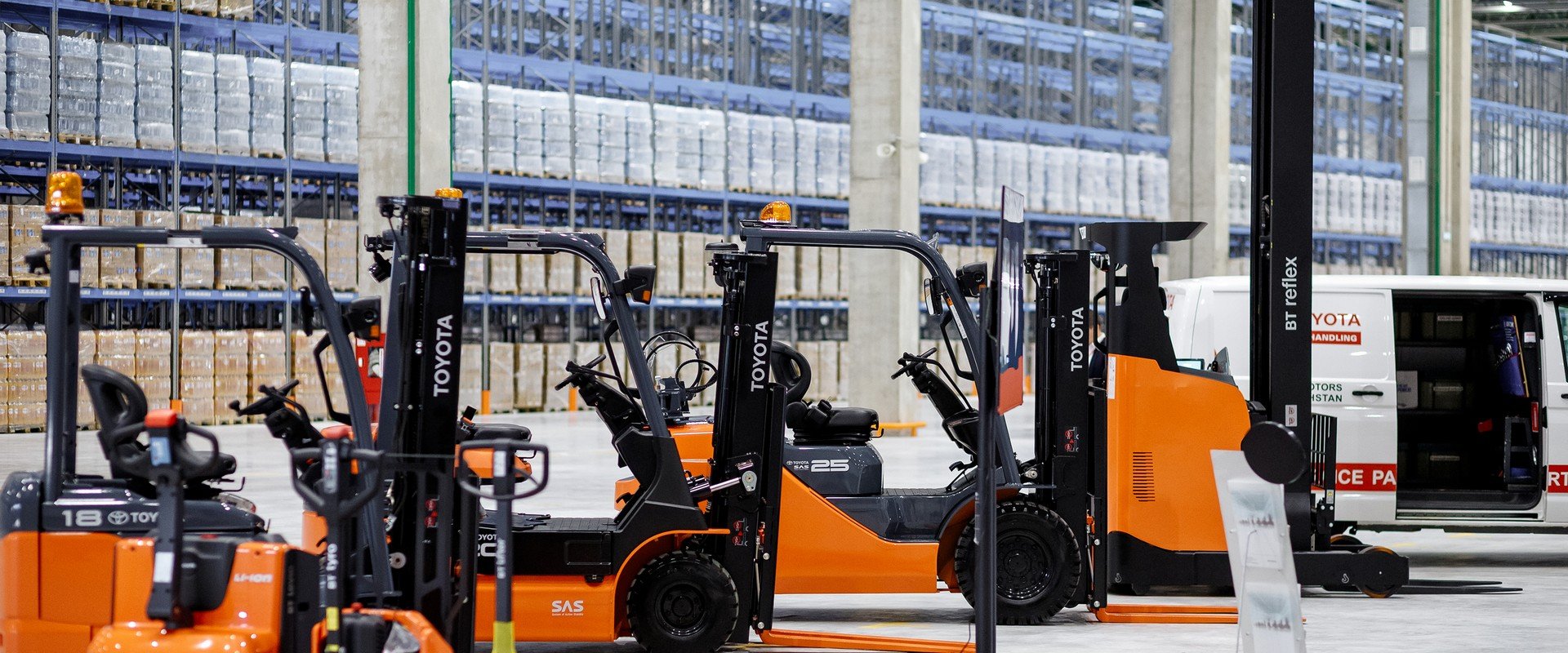 Hino Motors Kazakhstan begins equipment deliveries to a new logistics hub in Almaty Region